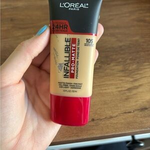 L'Oreal Infallible Pro-Matte Foundation - Tan